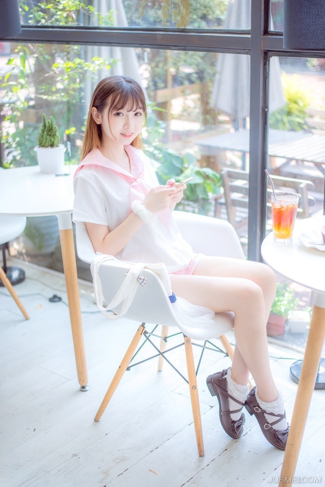 “铛铛铛~”